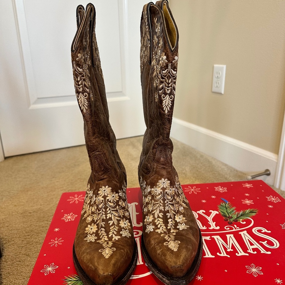 Brown Leather Embroidered Cowboy Boots Women’s Size 8.5B Made in Mexico Western